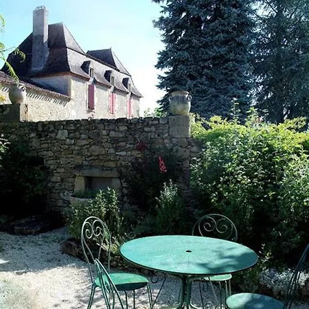 Les Glycines * Cales (Aquitaine)